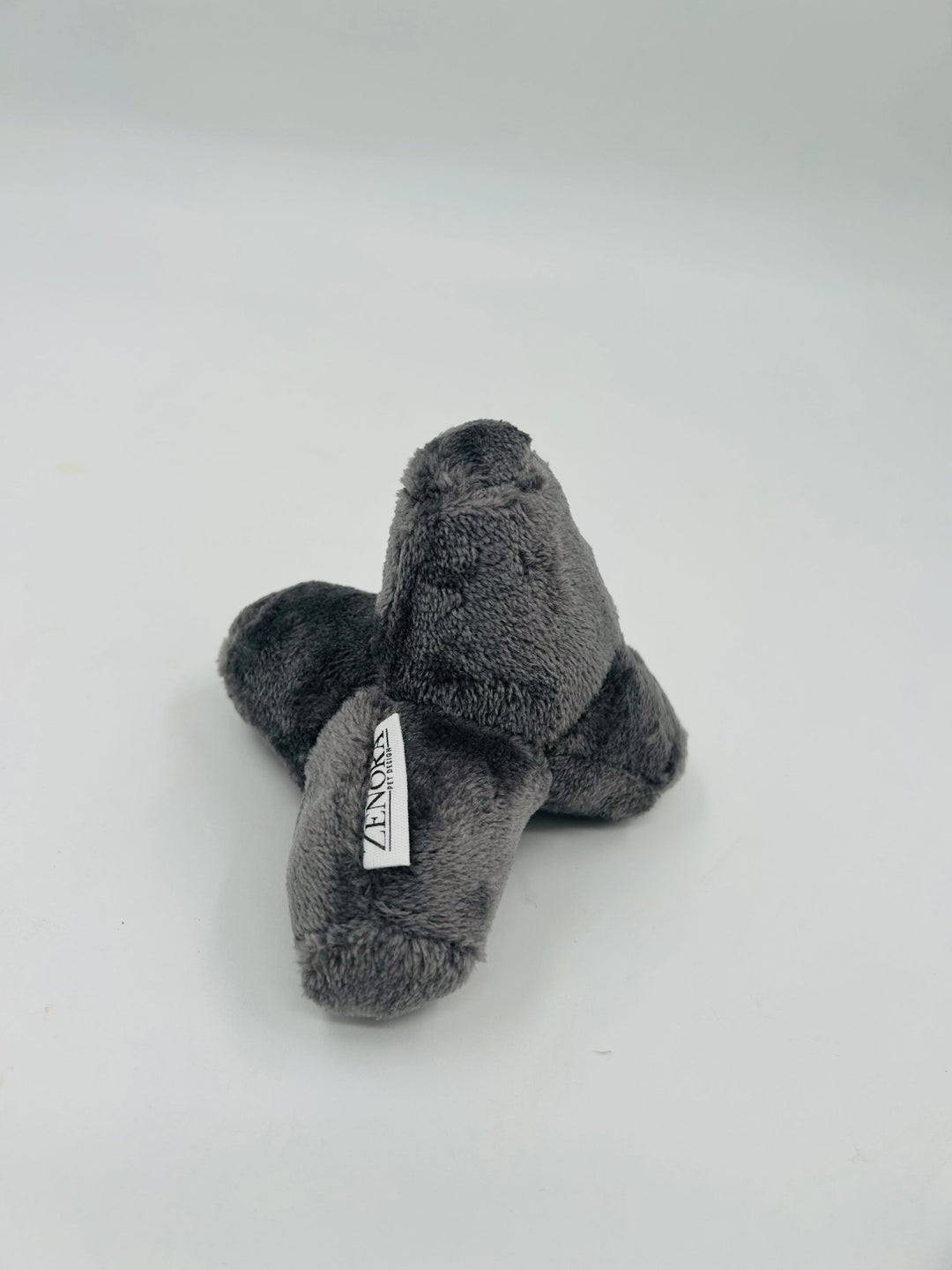 Zenora Triangle Plysbamse - HappyPuppy.dk